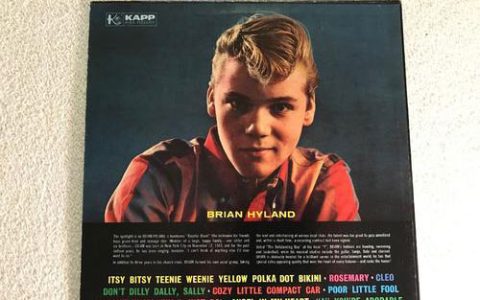 吉他源-失落沙洲吉他谱 C调六线谱-张弘制谱编配的,适合新手入门学习C调教学吉他谱。这是一首非常好听的歌曲,下面高清图片谱由极网吉它谱更新分享。如果您是吉他爱好者请关注我们的网站!
 
<p><img src=