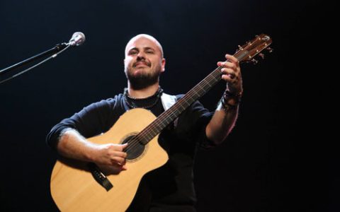 《rylynn》指弹谱 D调六线谱_Andy McKee缩略图